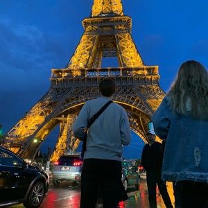 Meet your Posher, Levi